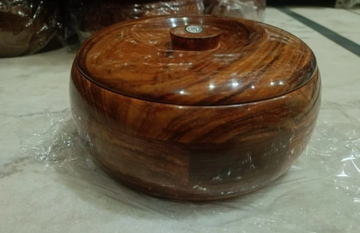 Chapati box sheeshum wood - Image 4